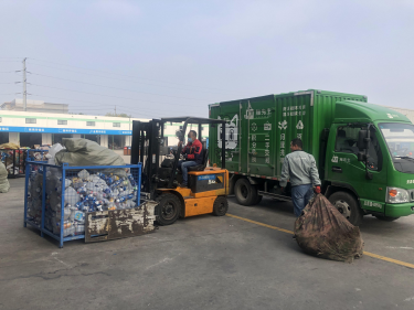 貓先生回收，互聯(lián)網(wǎng)+回收，廢品回收創(chuàng)業(yè)，回收加盟，智能回收箱廠家